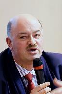 portrait Alain Bauer