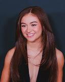 portrait Anna Cathcart loading =