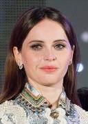 portrait Felicity Jones loading =