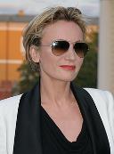 portrait Patricia Kaas loading =
